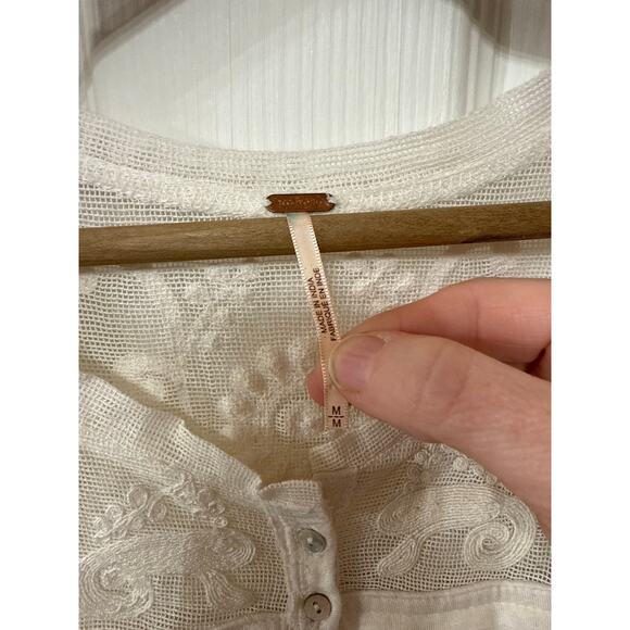 Free People To the Sea Lace Cream Oversized Long-Sleeve Henley Blouse Top, M - Picture 6 of 9